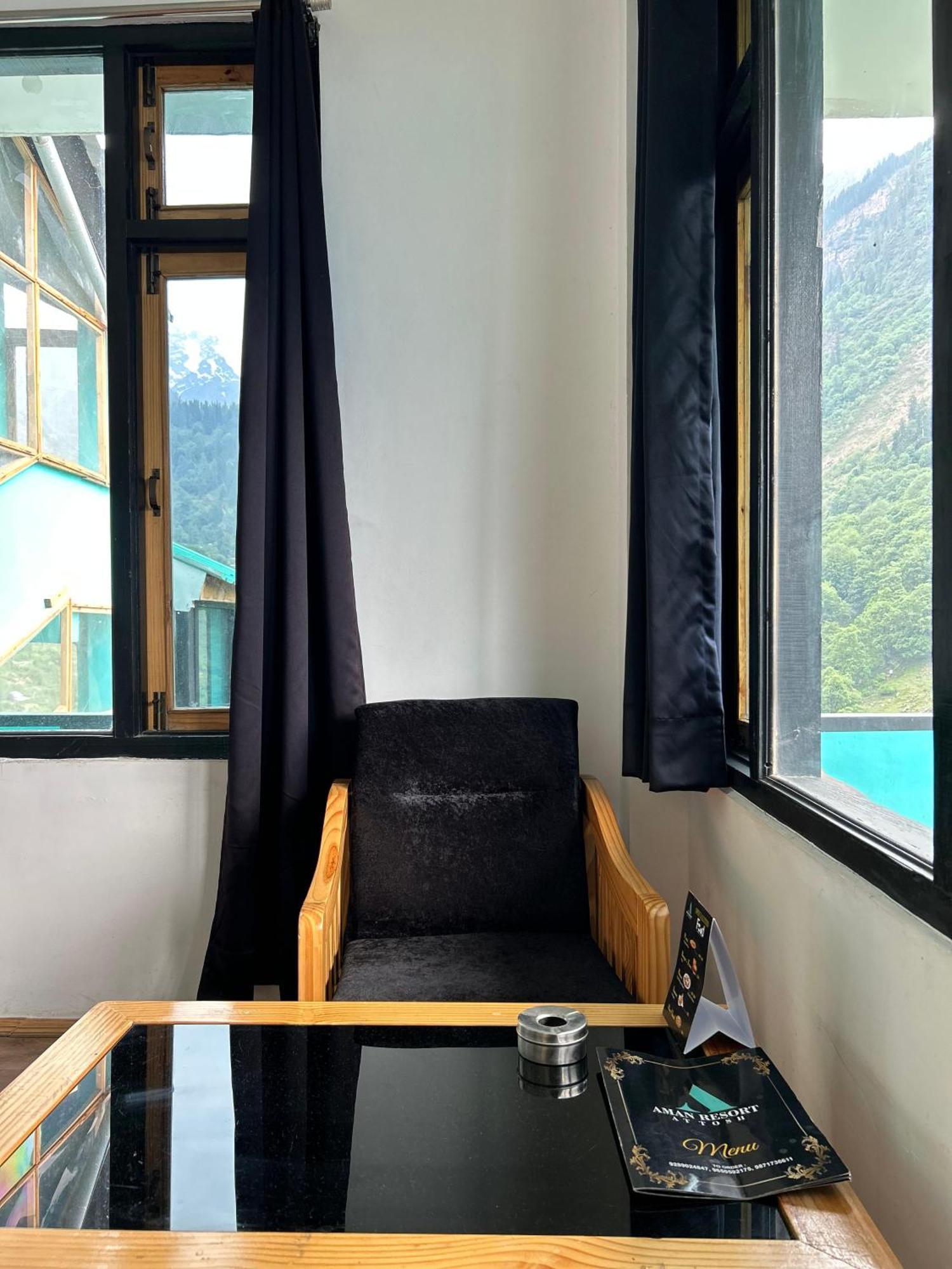 Aman Resort, Tosh Village, Himachal Pradesh Zewnętrze zdjęcie